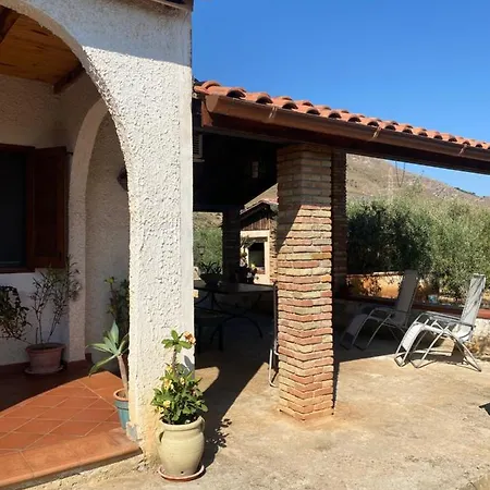 Picciurro Villa *